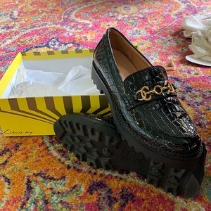 Circus by Sam Edelman women’s Deana Loafer,  lack Crocco Patent, 8.5 M US